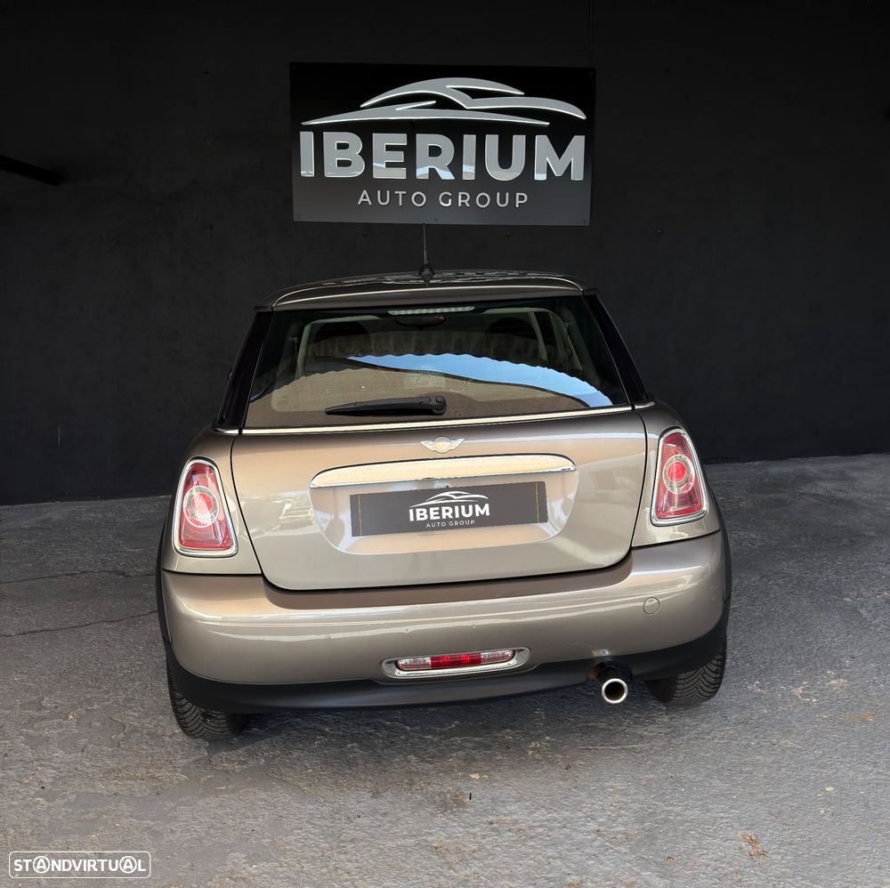 MINI 3 Portas One - 9