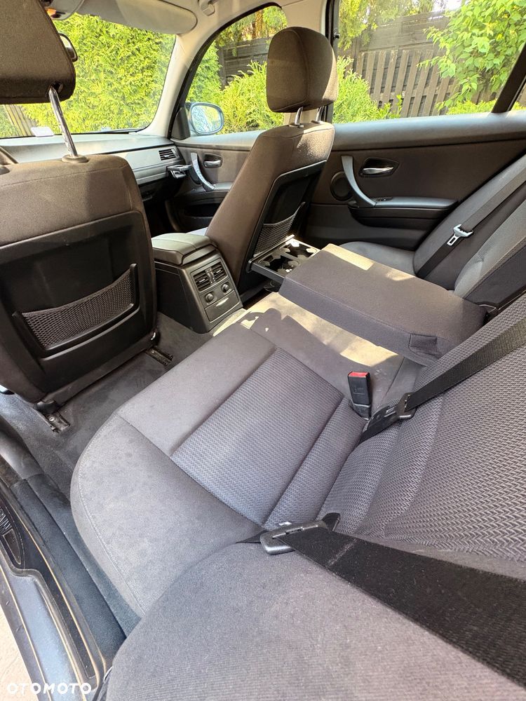 BMW Seria 3 - 18