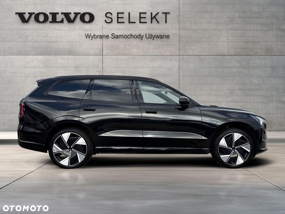 Volvo EX90 - 9