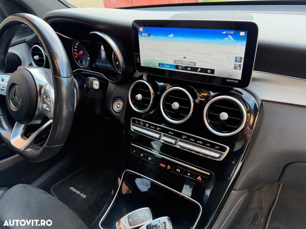Mercedes-Benz GLC Coupe 300 d 4Matic 9G-TRONIC AMG Line - 33