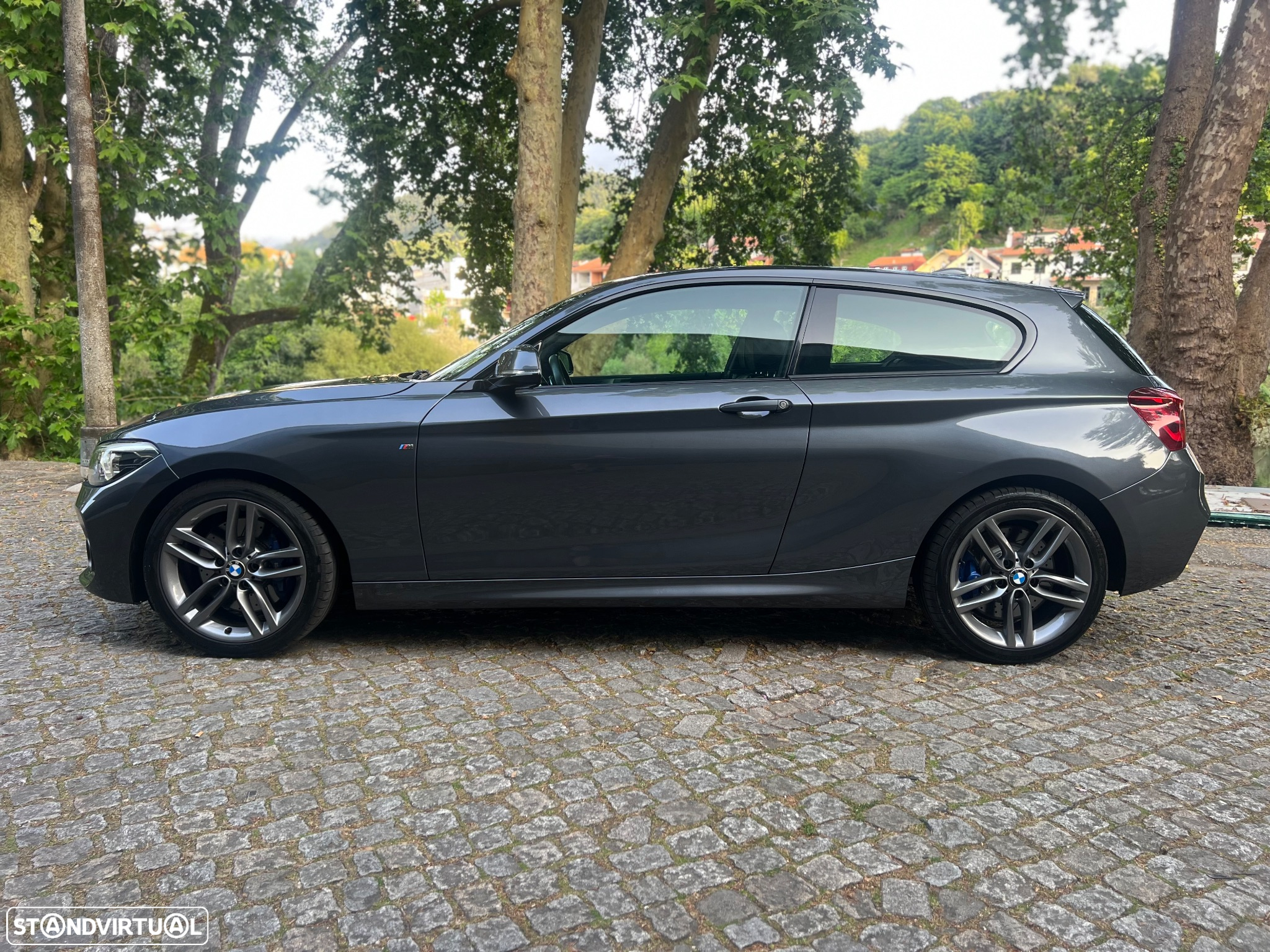 BMW 120 d Pack M Shadow Auto - 4