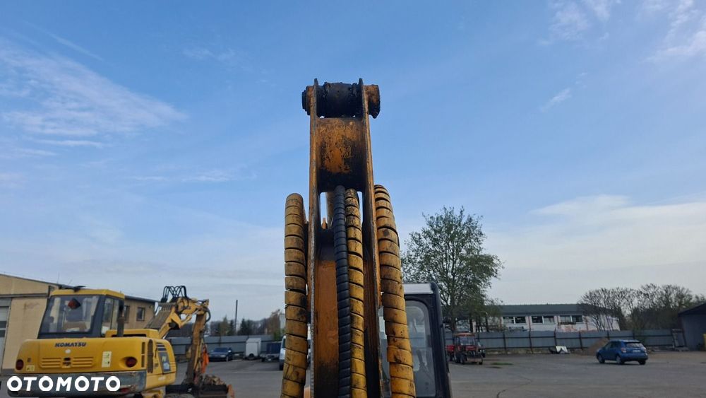 JCB 8052 - 35