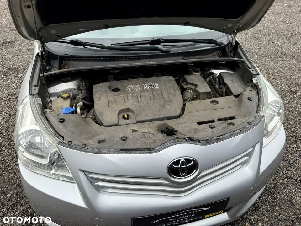 Toyota Verso 1.8 Premium 7os - 39