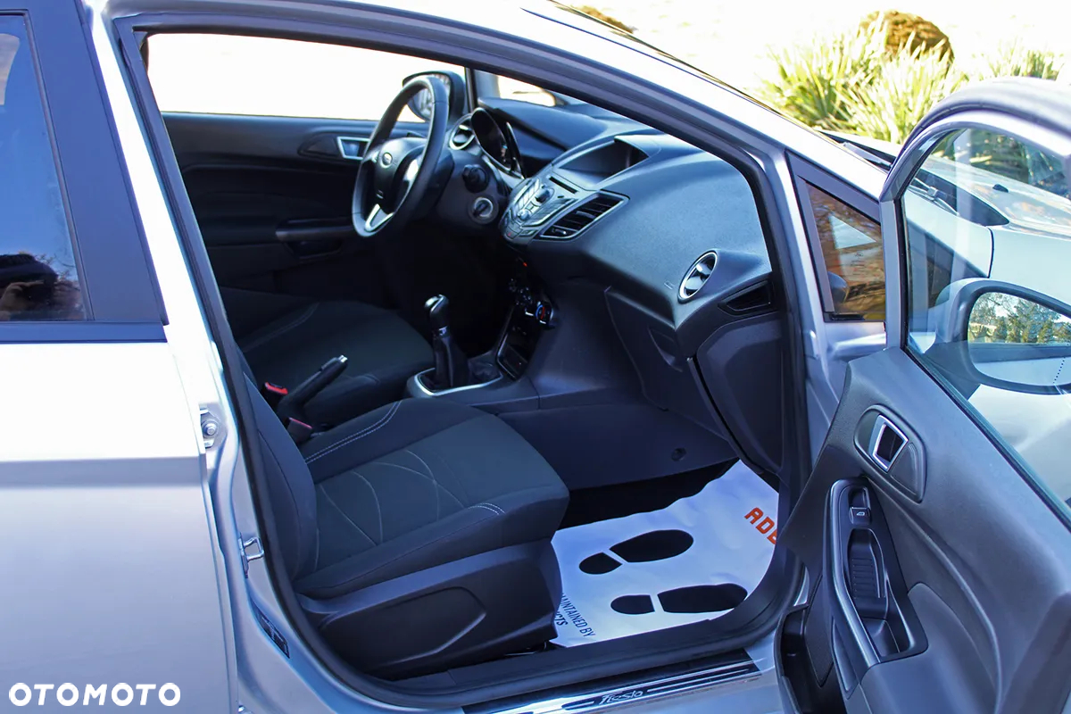 Ford Fiesta - 16
