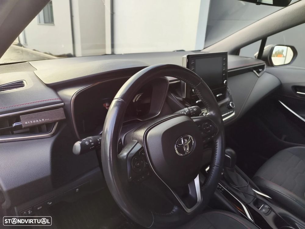 Toyota Corolla 2.0 Hybrid Exclusive - 8