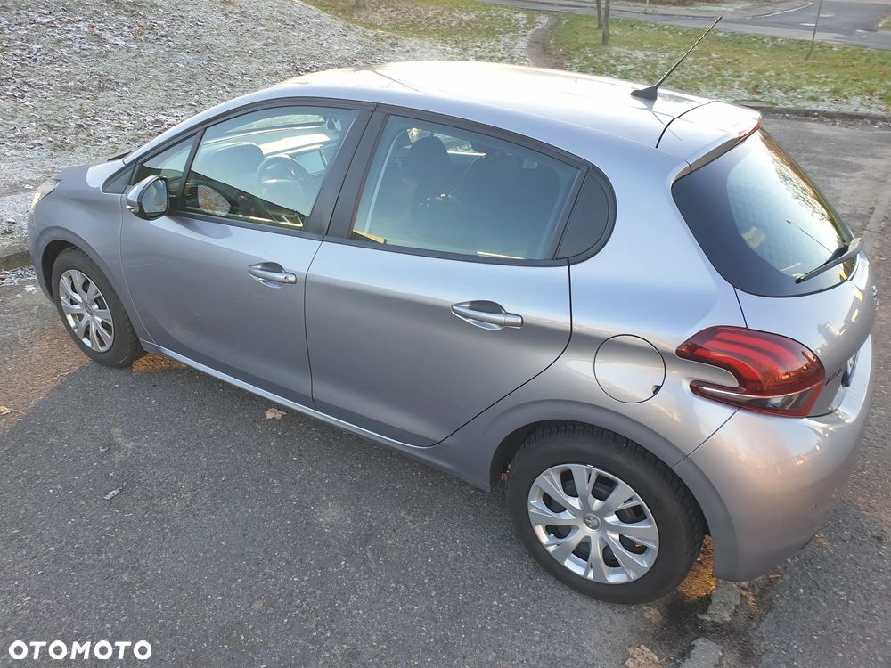 Peugeot 208 1.2 PureTech Active - 4