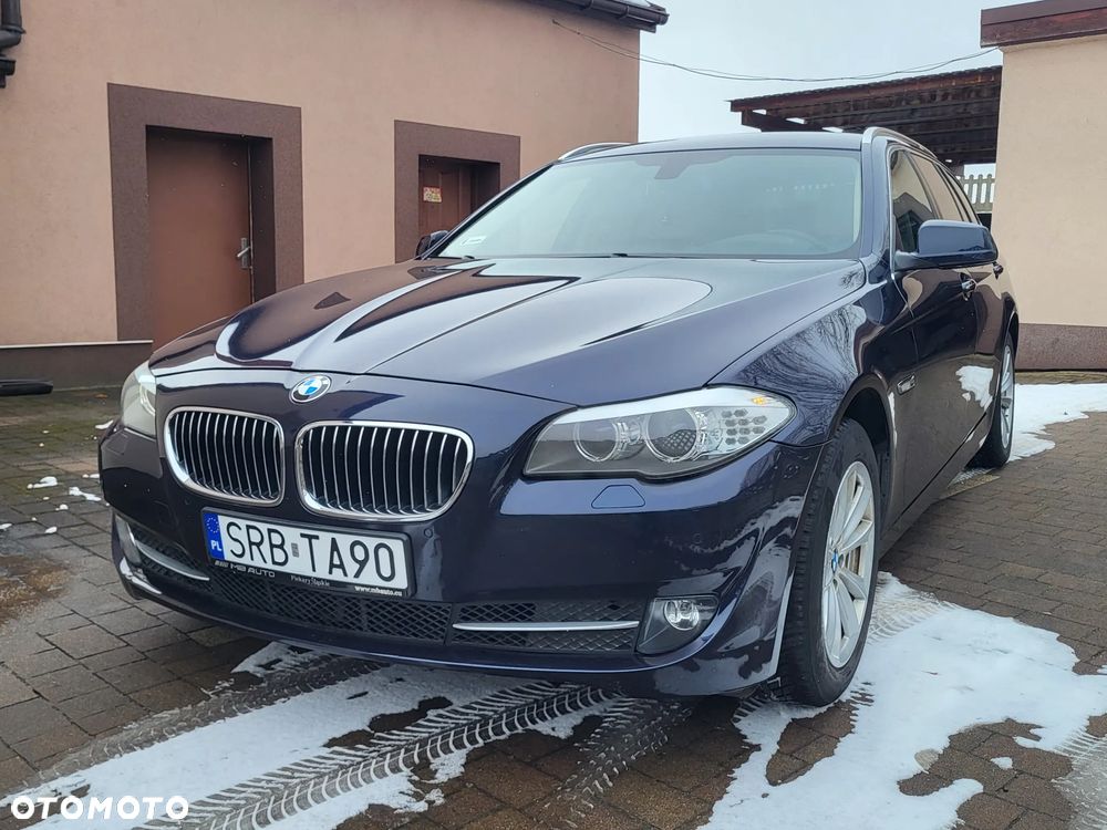BMW Seria 5 520d xDrive Luxury Line - 4