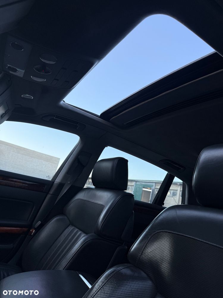 Volkswagen Phaeton 4.2 V8 4Mot (5 os.) - 27