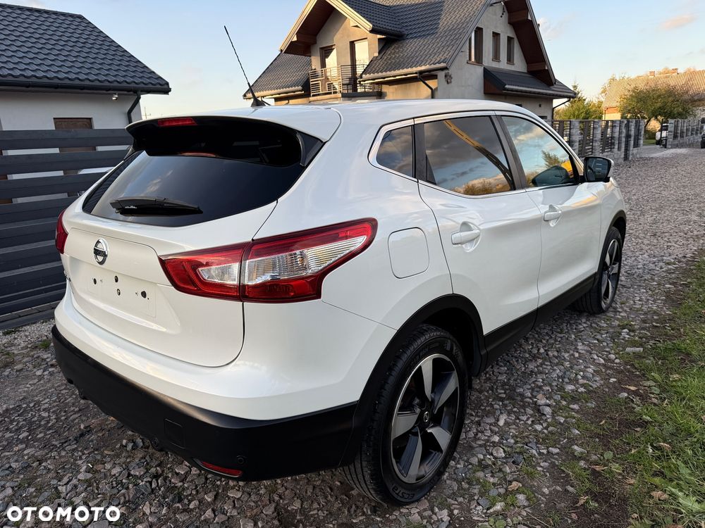 Nissan Qashqai - 11
