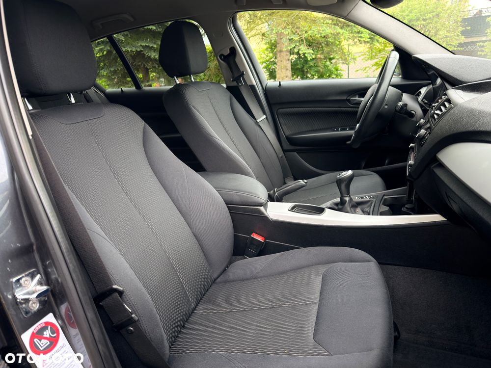 BMW Seria 1 118i Sport Line - 24