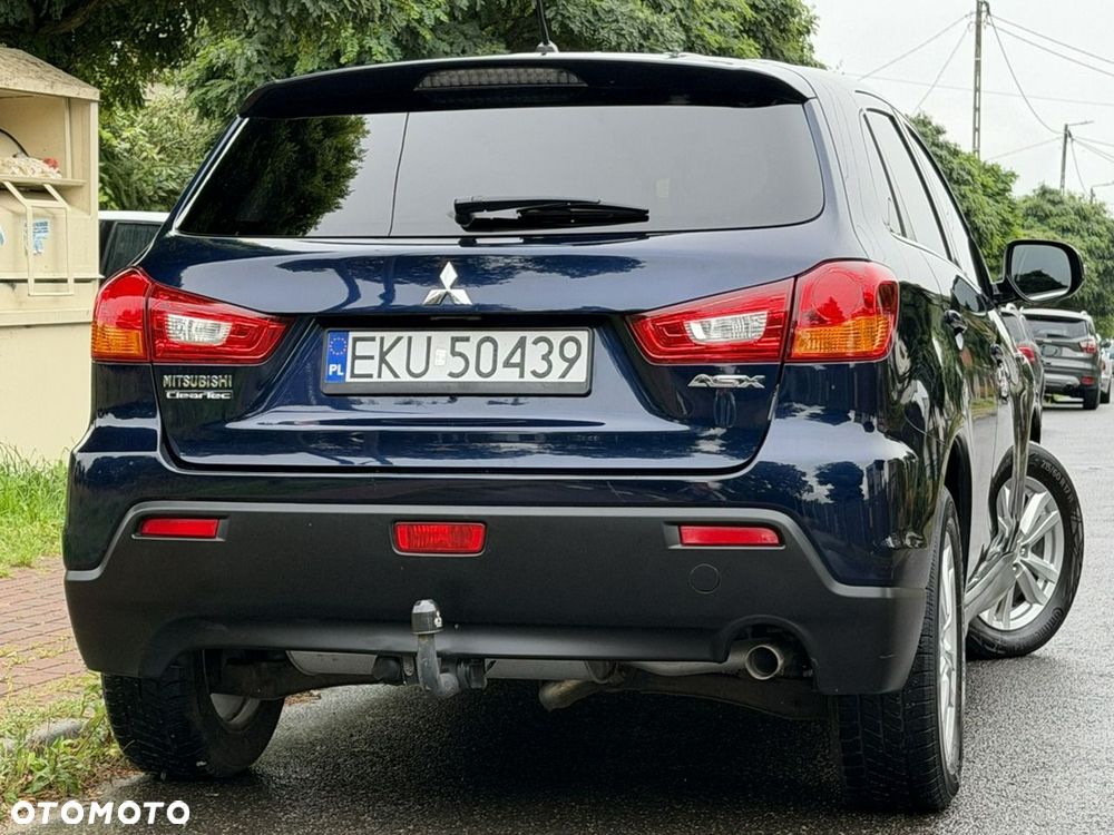 Mitsubishi ASX - 10