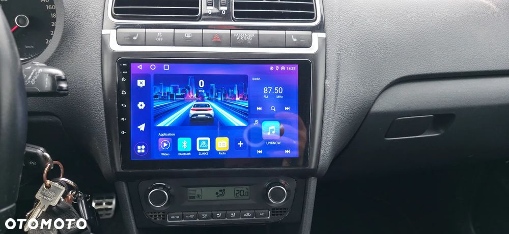 Volkswagen Polo 1.6 TDI DPF Highline - 22