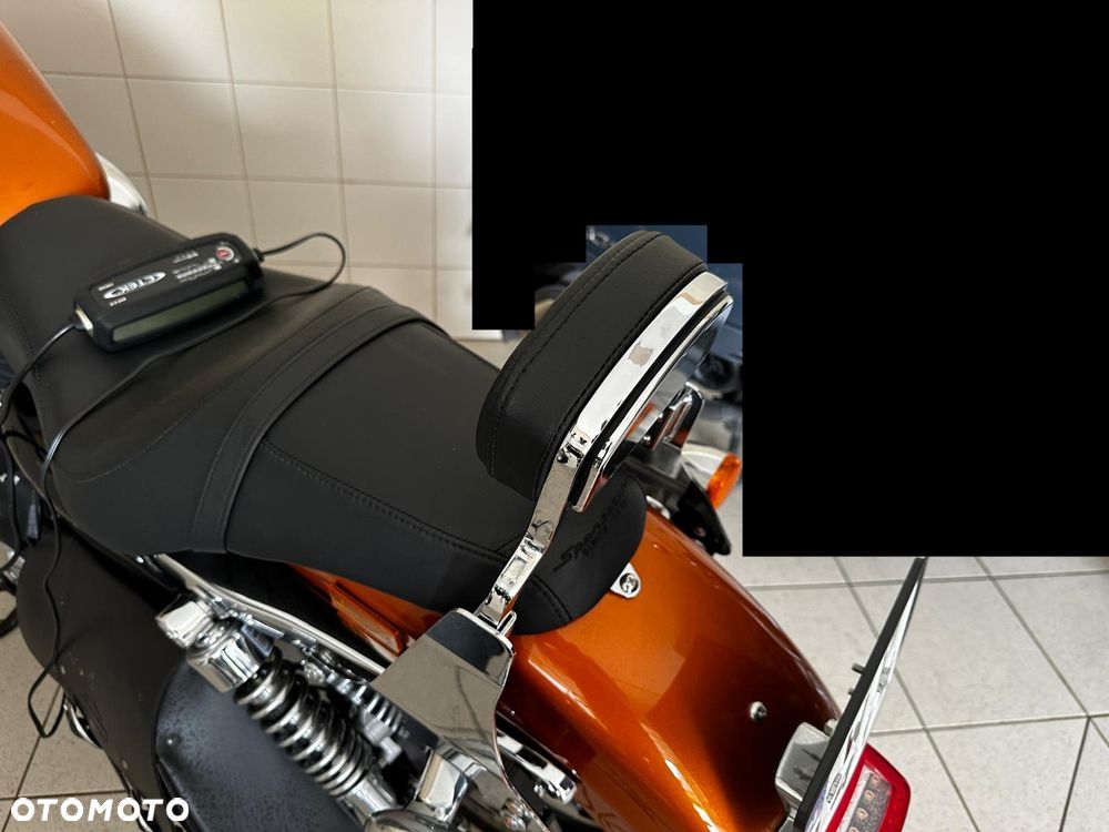 Harley-Davidson Sportster Custom 1200C - 3