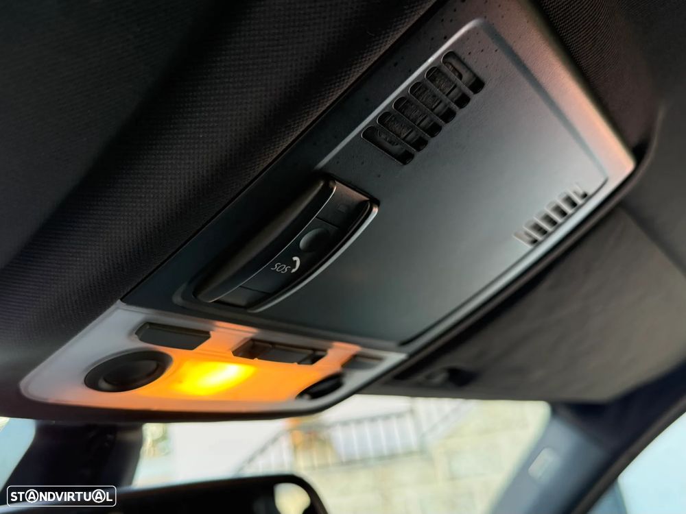 BMW 320 d Touring - 23