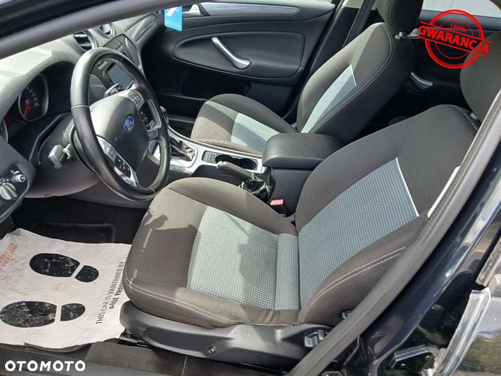 Ford Mondeo 2.0 TDCi Ghia - 16