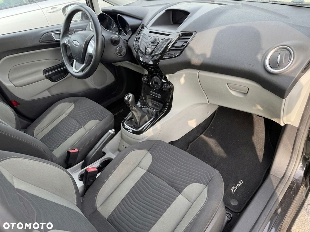 Ford Fiesta 1.0 EcoBoost Titanium - 6