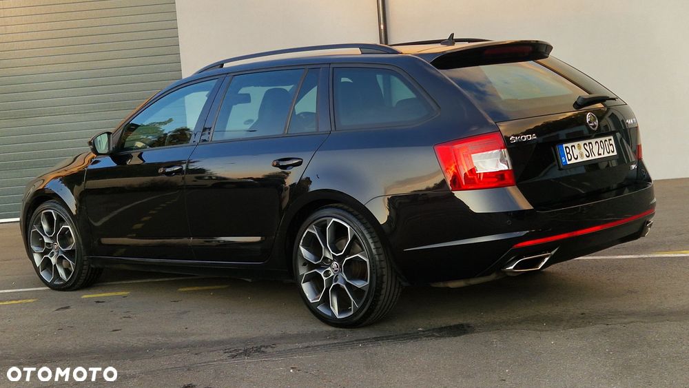 Skoda Octavia 2.0 TDI RS Challenge DSG - 12