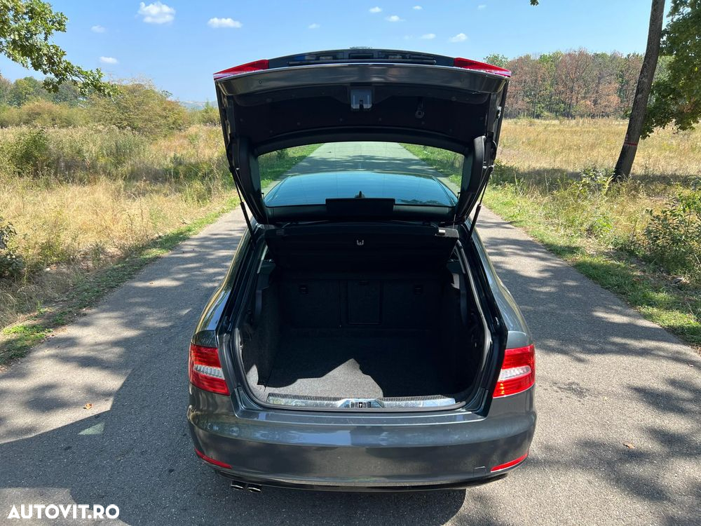 Skoda Superb 1.6 TDI GreenLine - 22