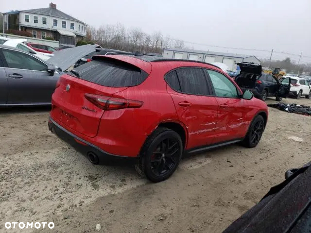 Alfa Romeo Stelvio - 3