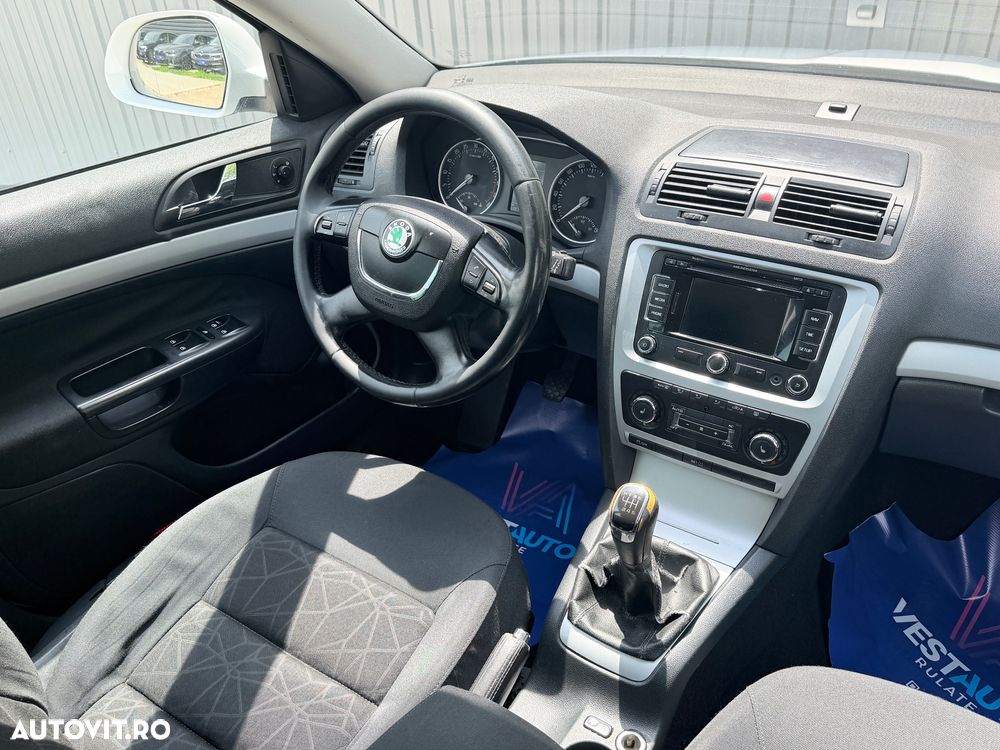 Skoda Octavia 2.0 TDI DPF Elegance - 19
