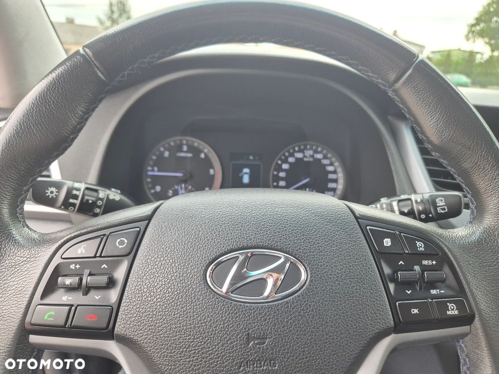 Hyundai Tucson 1.7 CRDI BlueDrive Comfort 2WD - 22
