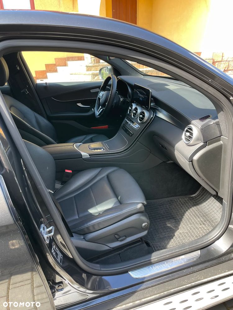 Mercedes-Benz GLC - 2