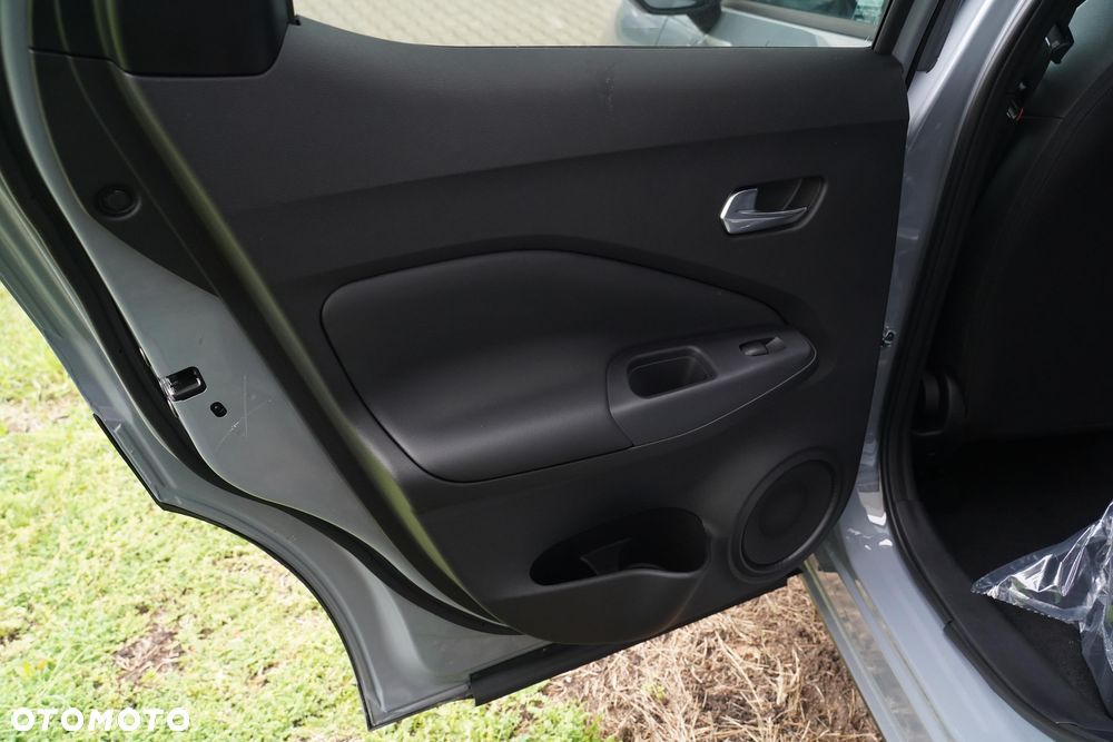 Nissan Juke 1.0 DIG-T Acenta DCT - 8