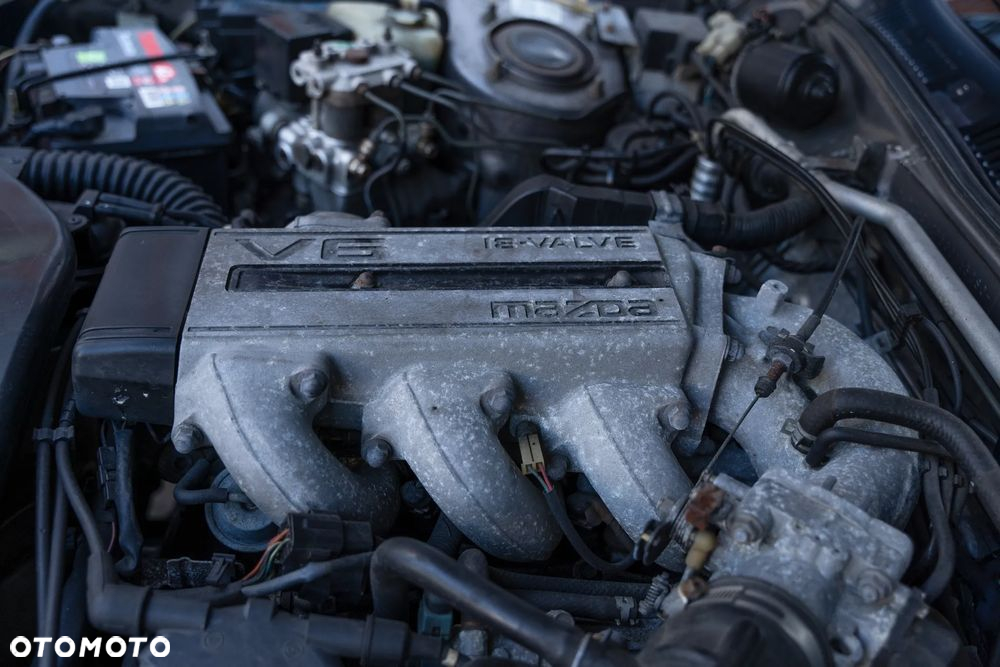 Mazda 929 3.0 GLX SR - 14