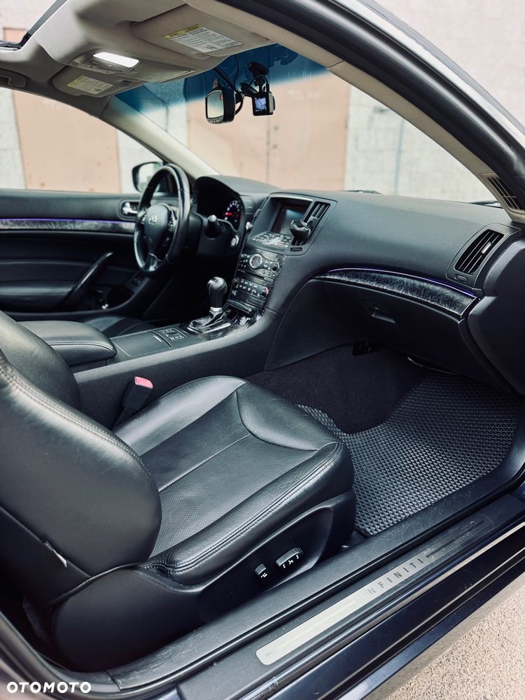 Infiniti G - 11