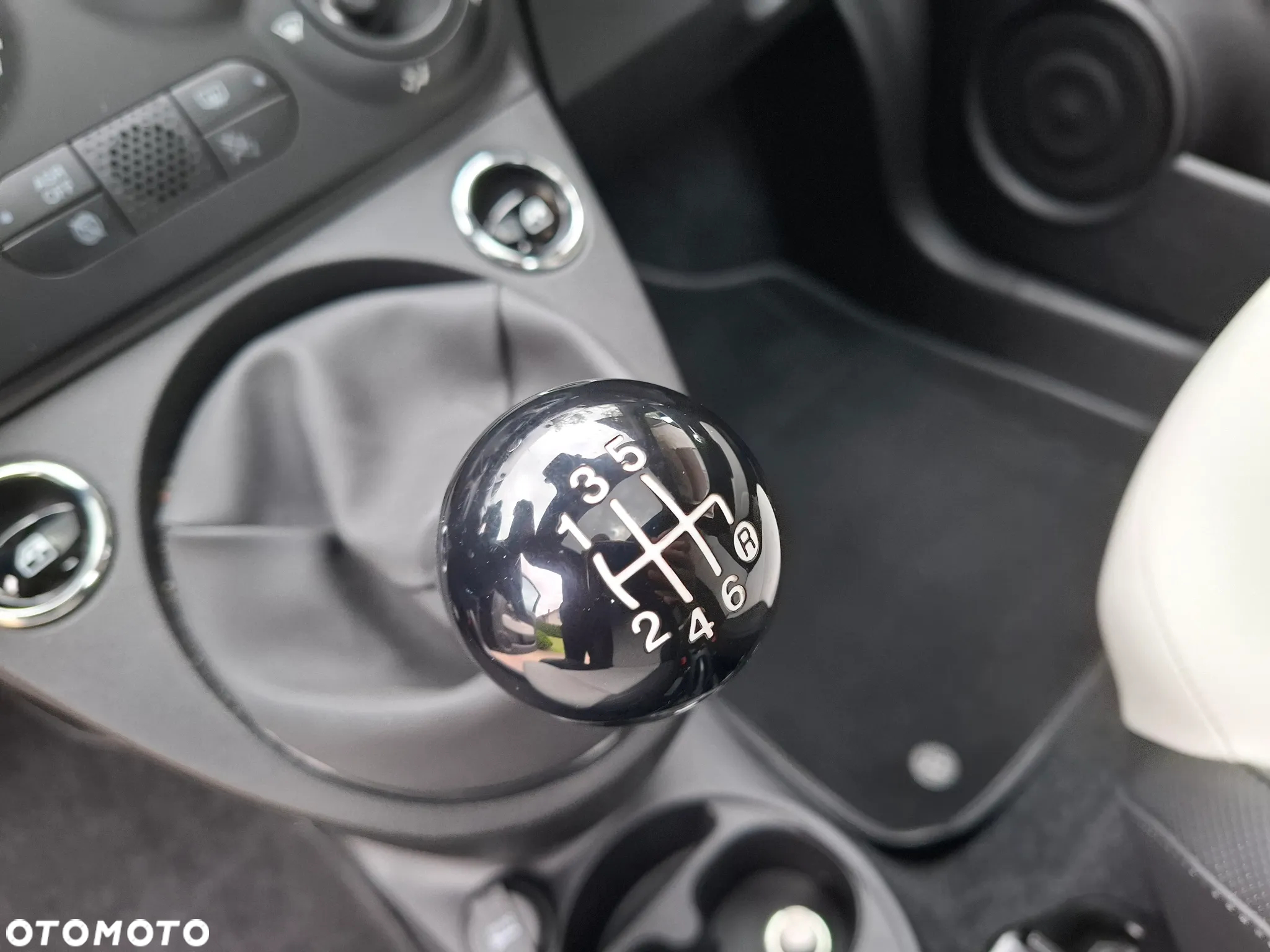 Fiat 500 1.0 Hybrid Dolcevita - 24
