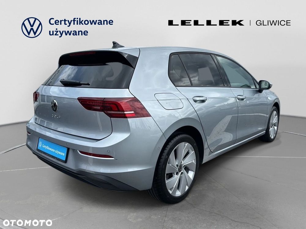 Volkswagen Golf 1.5 eTSI mHEV Life DSG - 8
