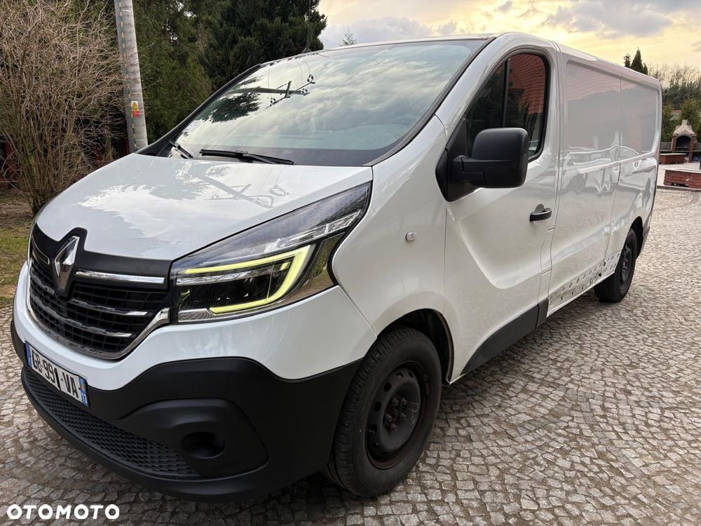 Renault Trafic - 1