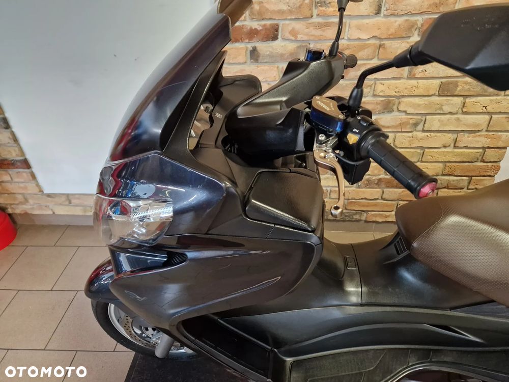 Suzuki Burgman - 20