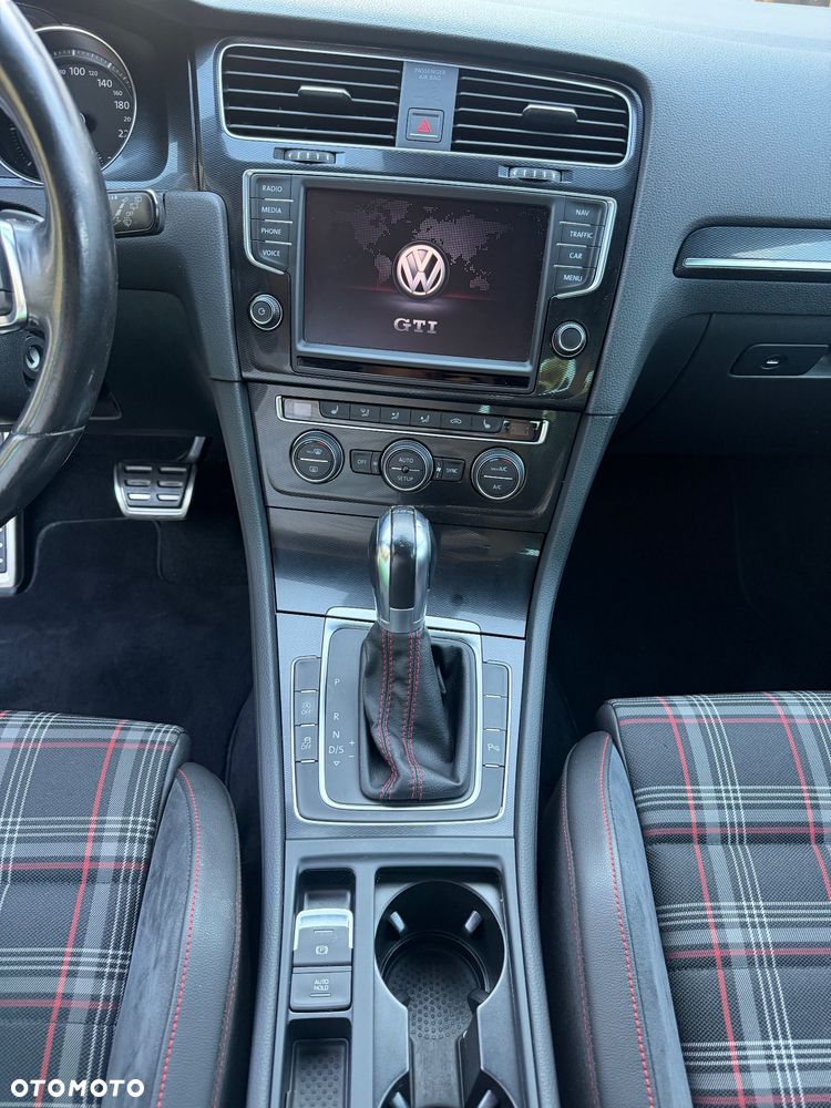 Volkswagen Golf 2.0 TSI BMT GTI DSG - 21