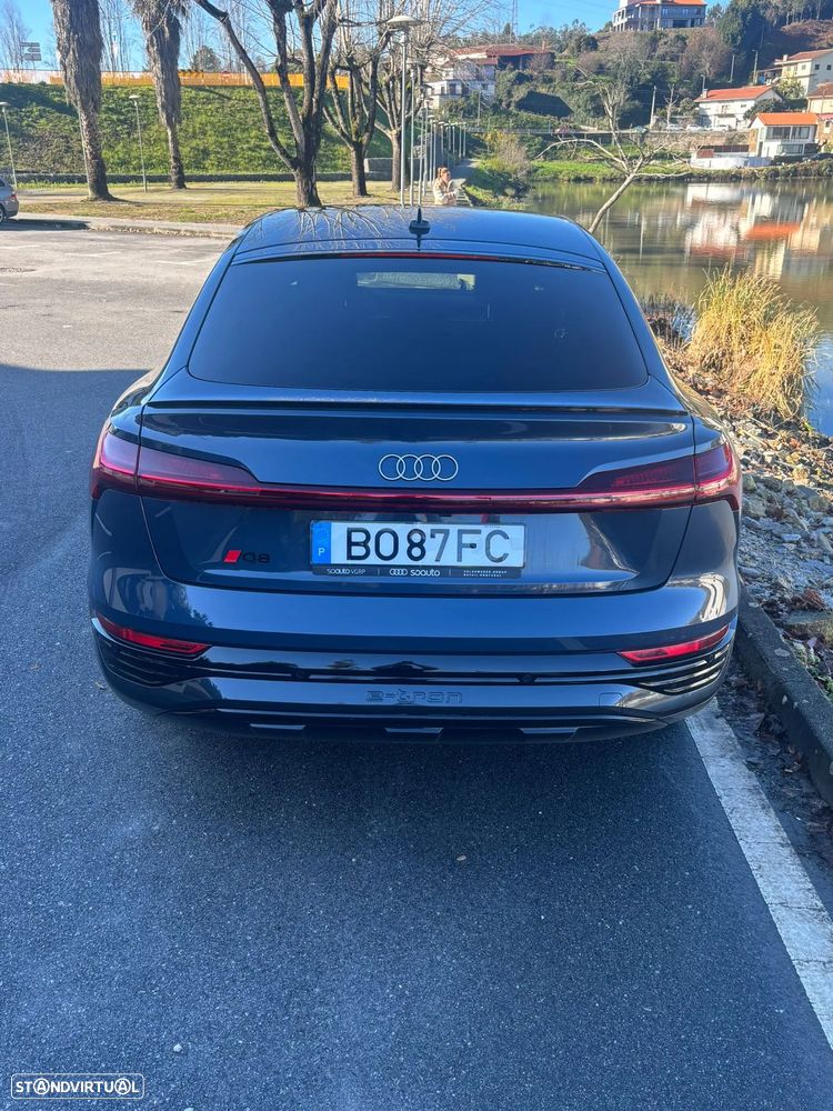 Audi Q8 e-Tron Sportback 55 quattro Advanced - 27