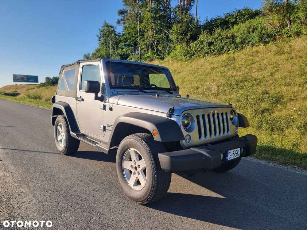 Jeep Wrangler - 1