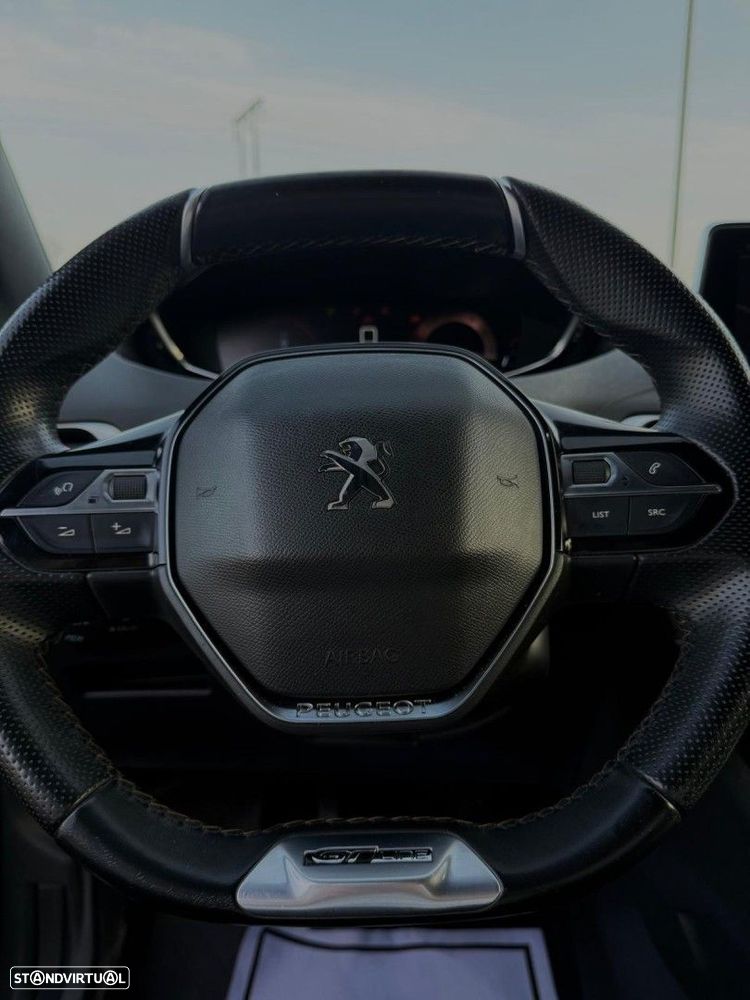 Peugeot 3008 1.2 PureTech GT Line - 25