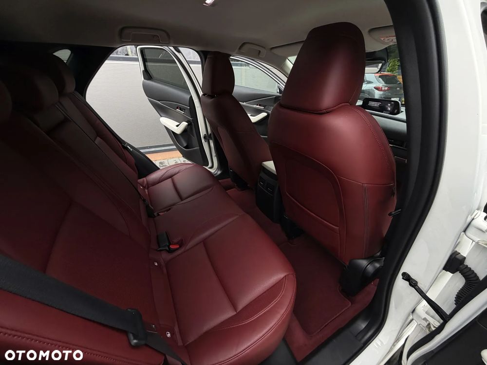 Mazda CX-30 SKYACTIV-X 2.0 M-Hybrid 100th Anniversary - 17