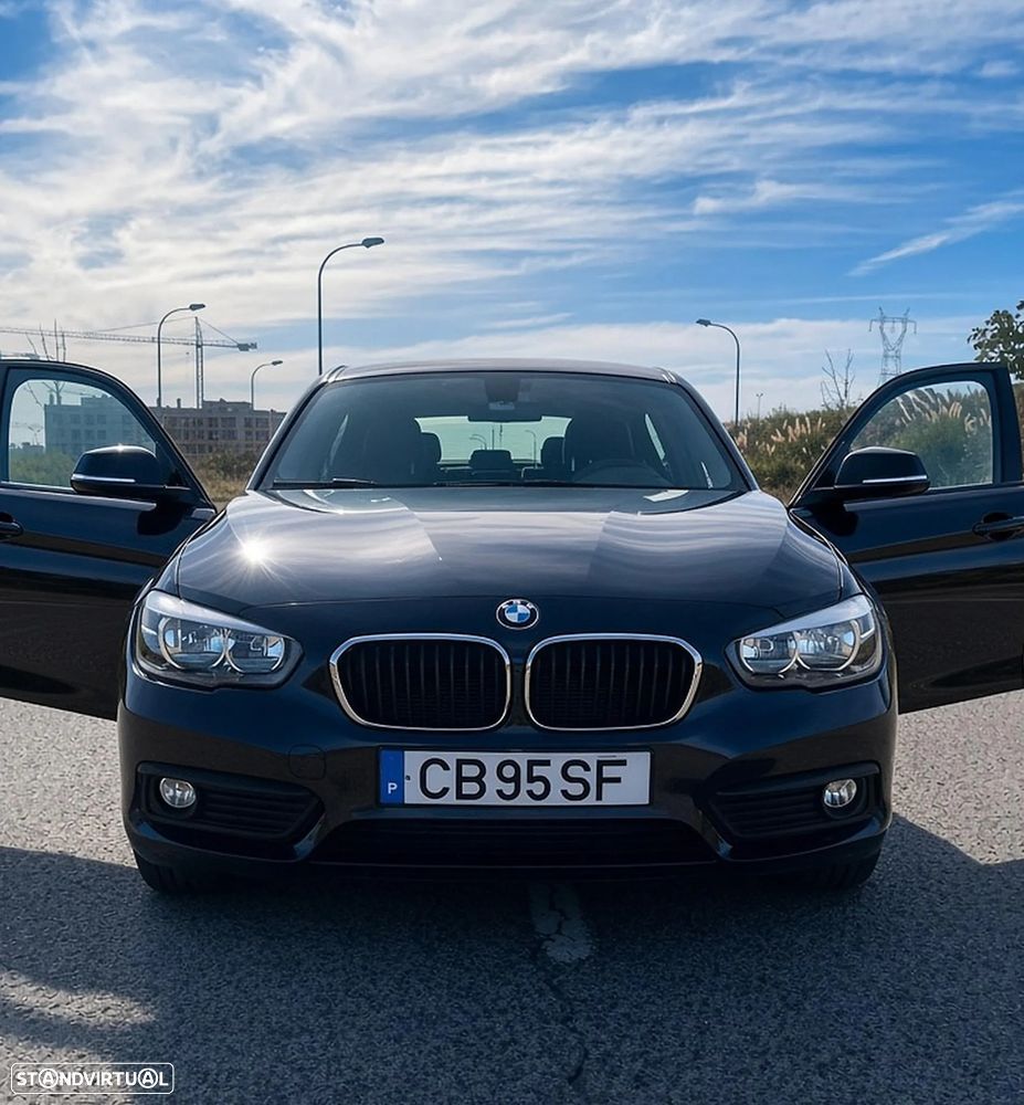 BMW 116 i — fotografia 4