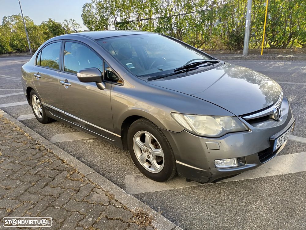 Honda Civic 1.3 DSI i-VTEC Hybrid Confort - 2