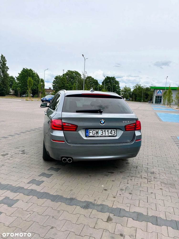 BMW Seria 5 525d - 4