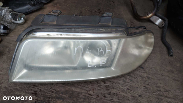 Audi A4 B5 Lift XENON przednia lewa FV transport/dostawa