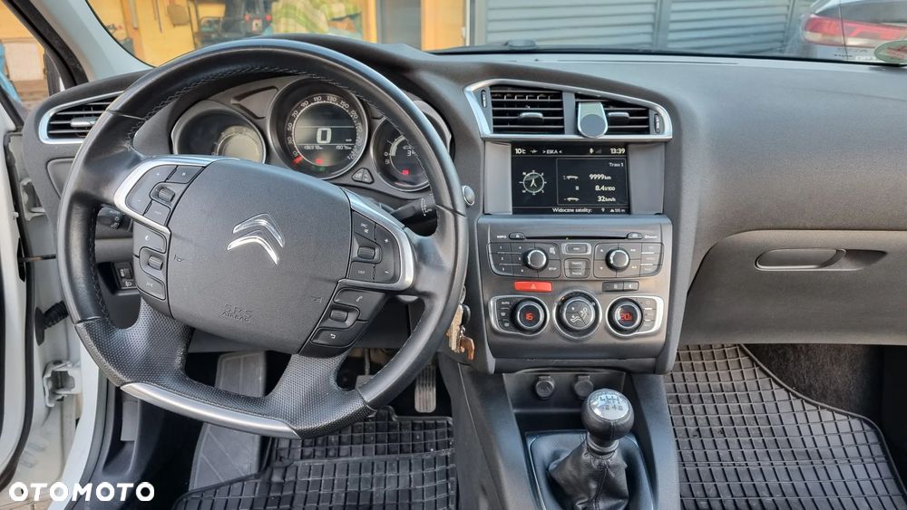 Citroën C4 1.2 e-THP Exclusive - 4