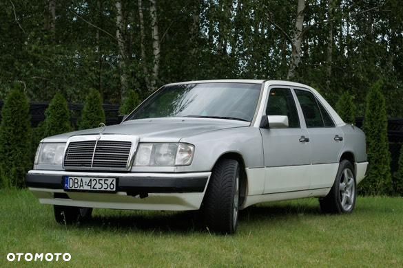 Mercedes-Benz W124 (1984-1993) - 1