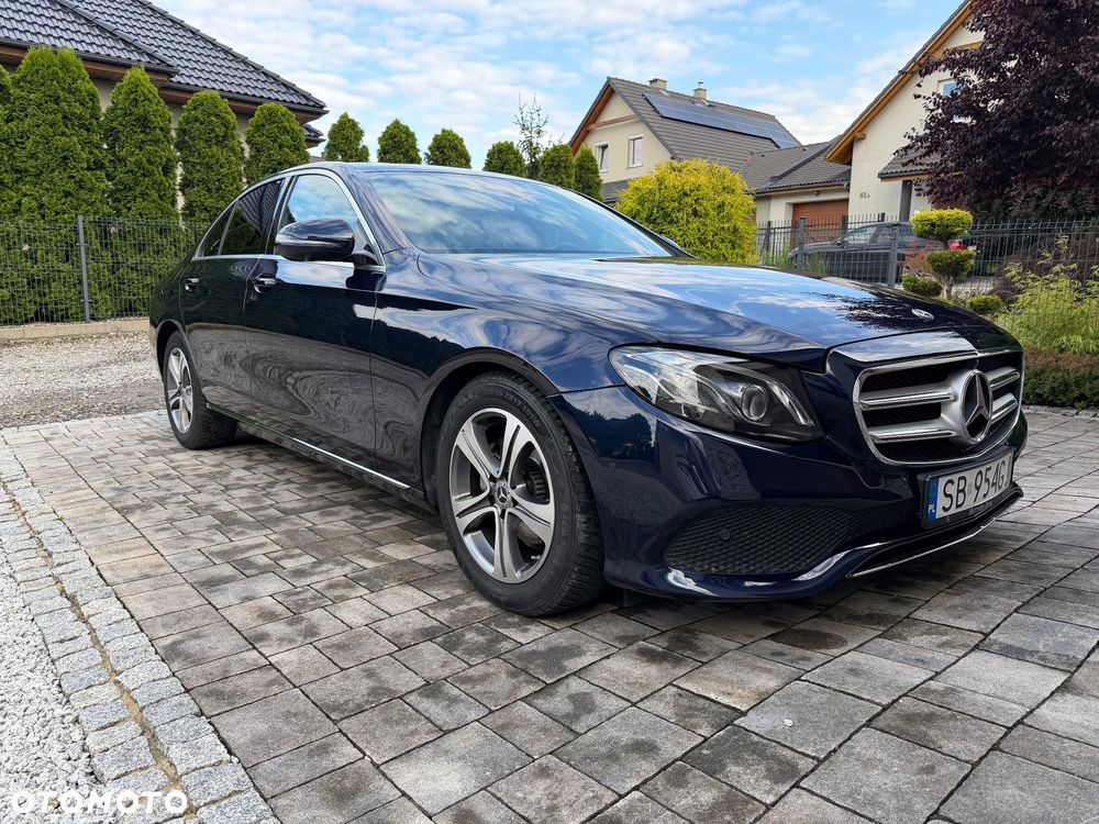 Mercedes-Benz Klasa E 200 d 9G-TRONIC - 11