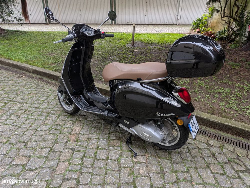 Vespa Primavera - 2