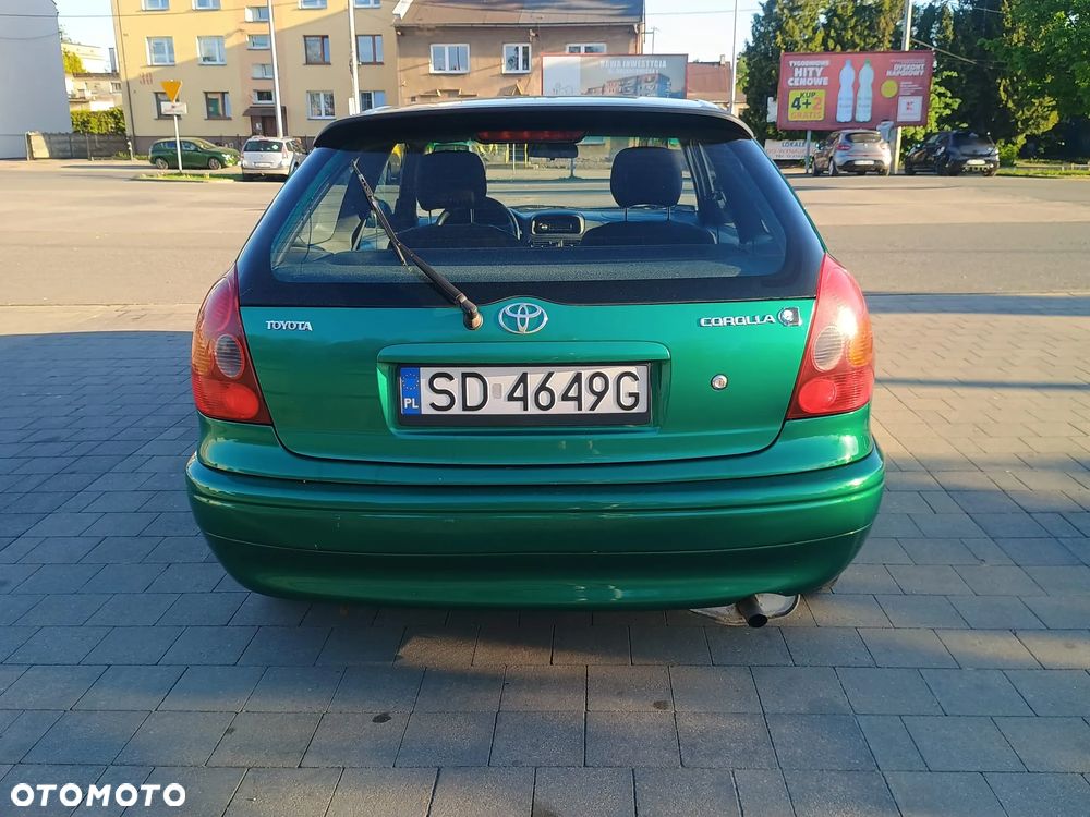 Toyota Corolla - 3