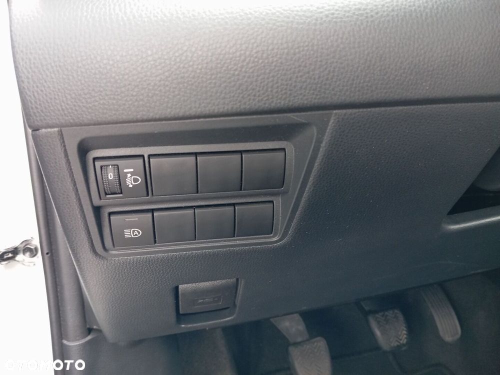 Toyota Yaris - 20