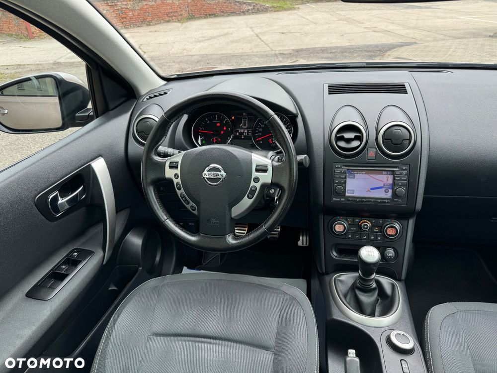 Nissan Qashqai - 12