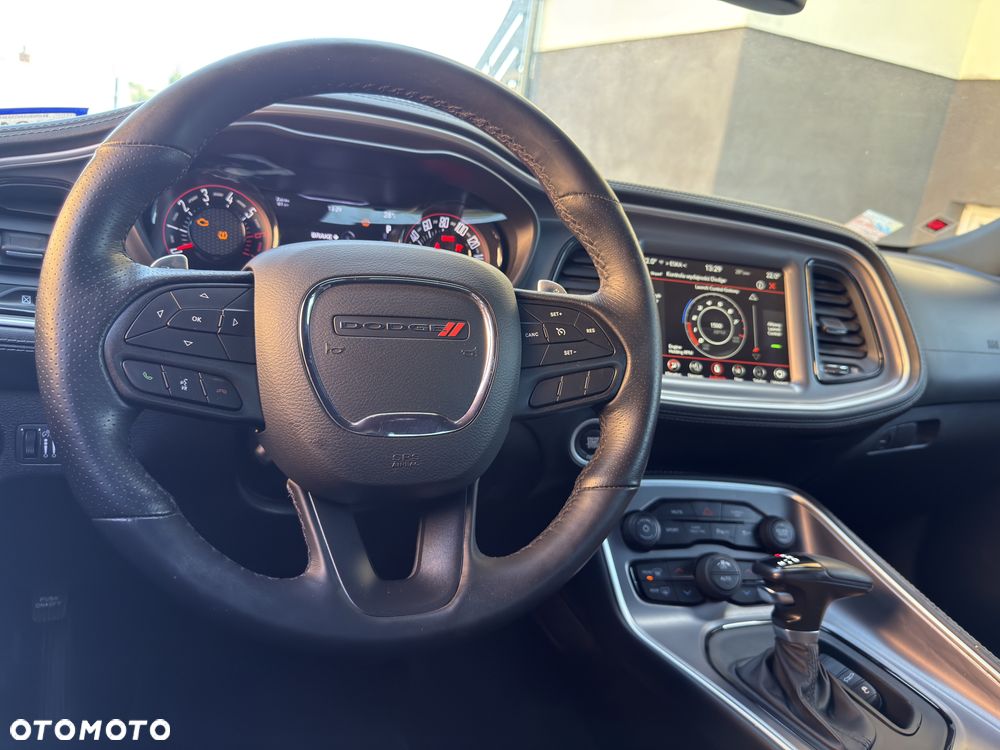 Dodge Challenger 5.7 R/T - 14